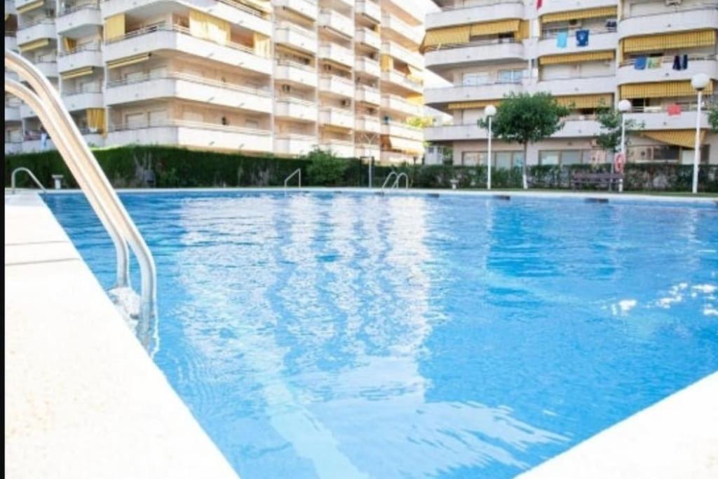 Apartamento En Salou Con 3 Piscinas Junto A Port Aventura ภายนอก รูปภาพ