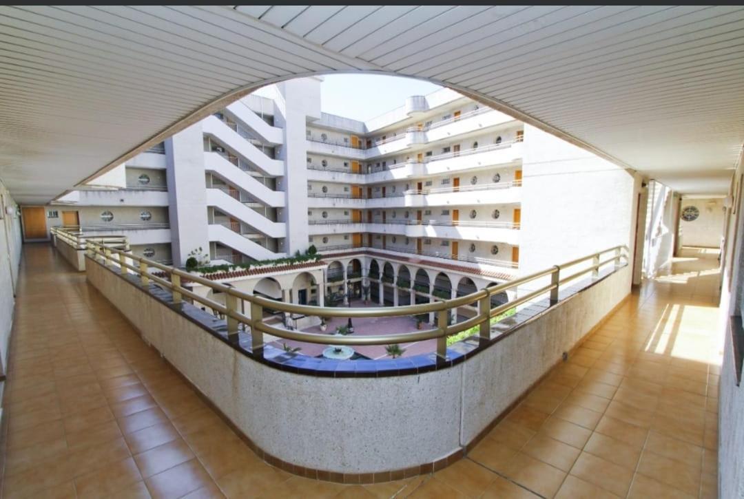 Apartamento En Salou Con 3 Piscinas Junto A Port Aventura ภายนอก รูปภาพ